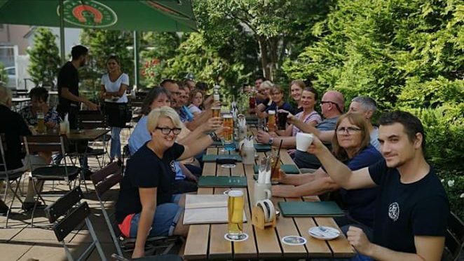 Schee wars: Ausflug in Biergarten